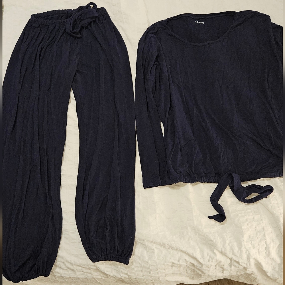 Quince Small Navy Pajama Set.